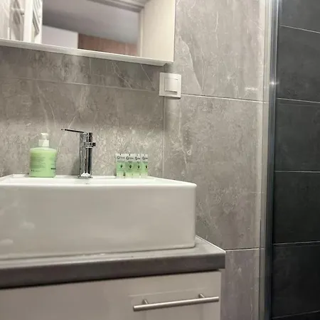 Odyssey 3 Apartment